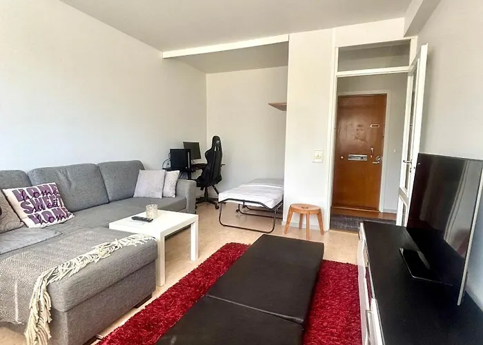 Апартаменты Charming With Sauna Department Free Parking *