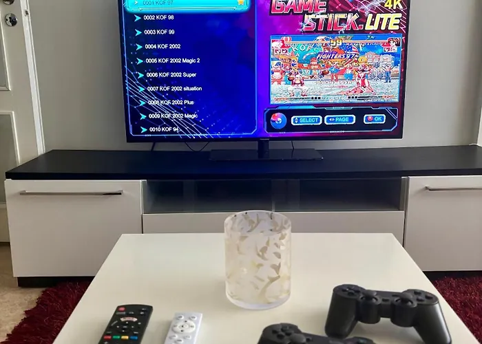 Апартаменты Charming With Sauna Department Free Parking